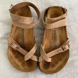 Birkenstock Yara Oiled Leather Flat
